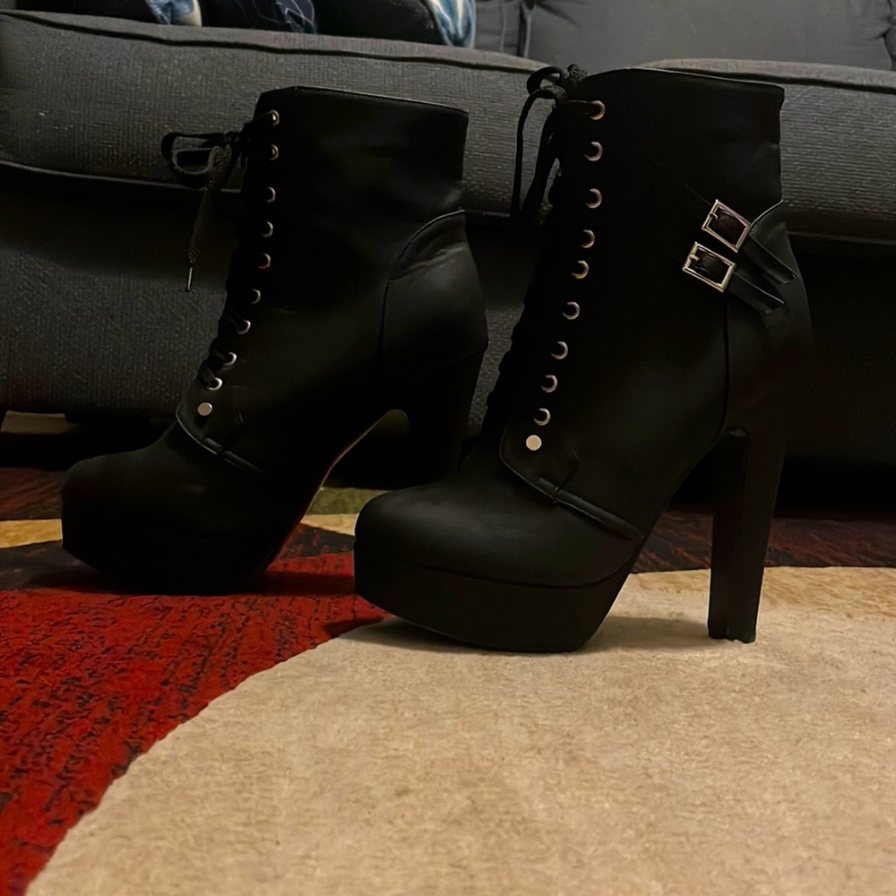 Susanny Lace up Round Toe High Heel Calf Boots